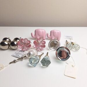 Mixed Lot Of 13 Various Drawer Pulls Knobs Ceramic Glass Metal